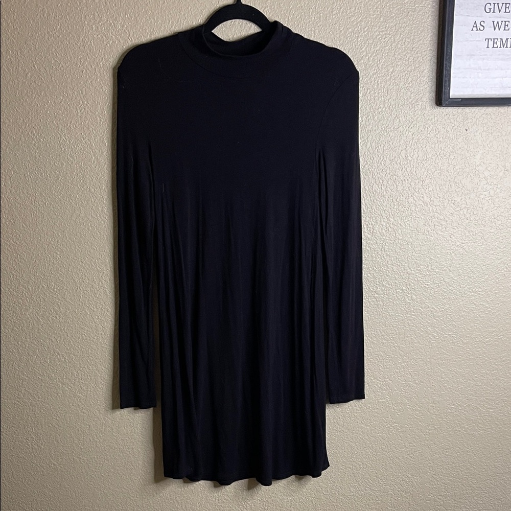 Zenana Outfitters Classic Black Long Sleeve Dress